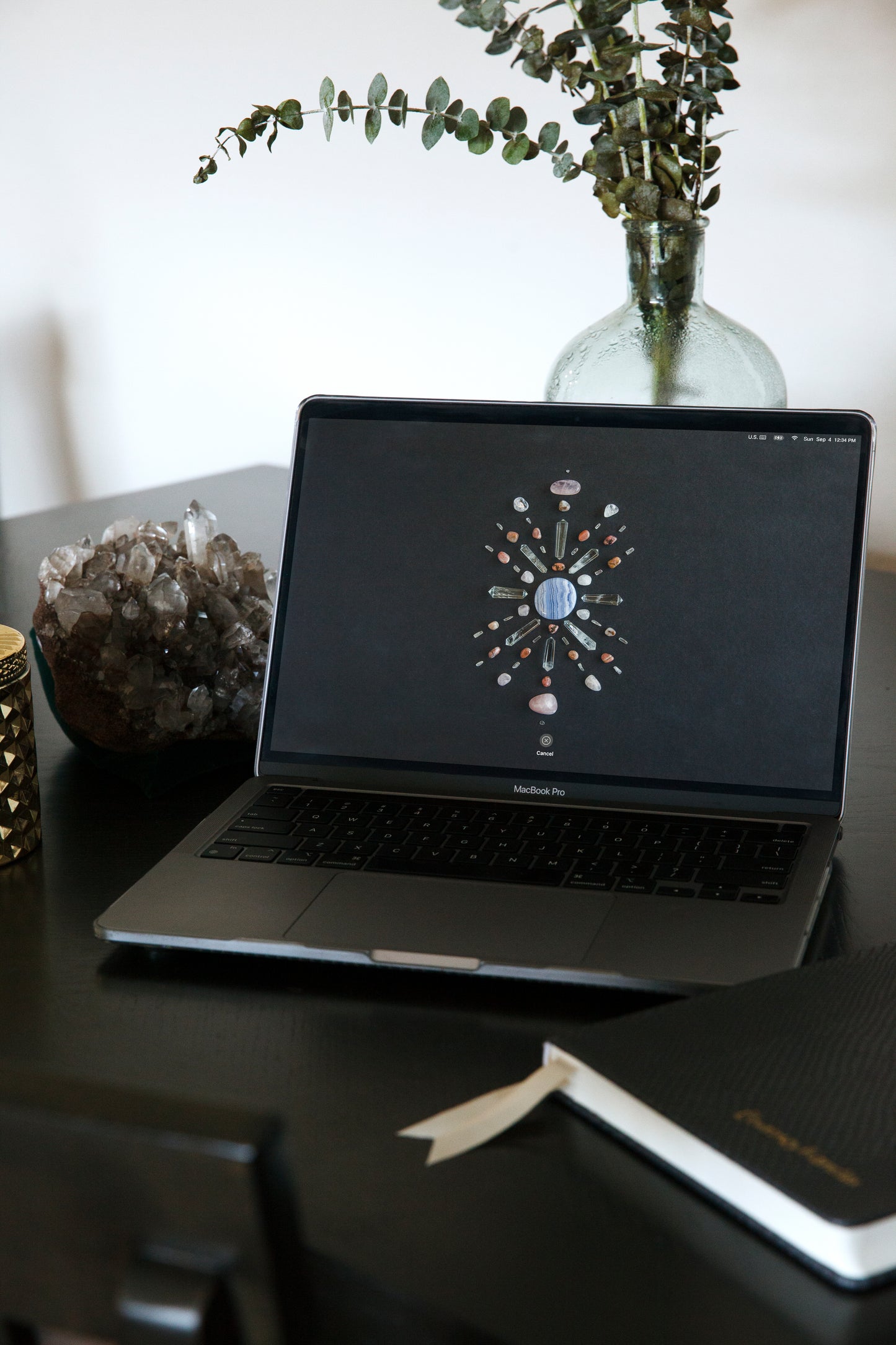 Blue Lace Agate Crystal Grid Wallpaper